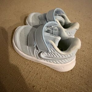 NWOT Nike Kids Sky Blue Sneakers Sz 2C